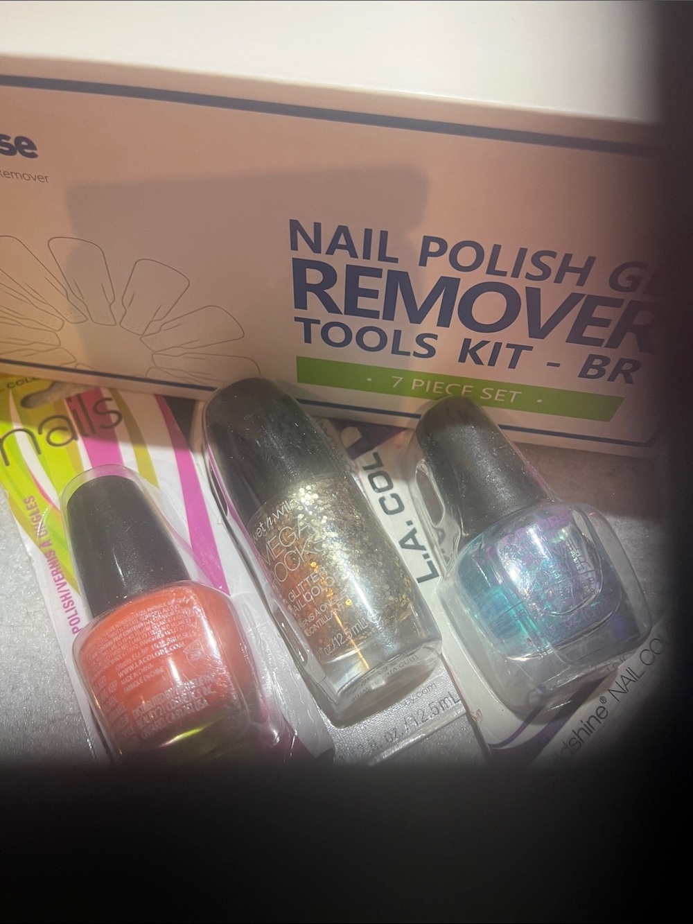 nail bundle